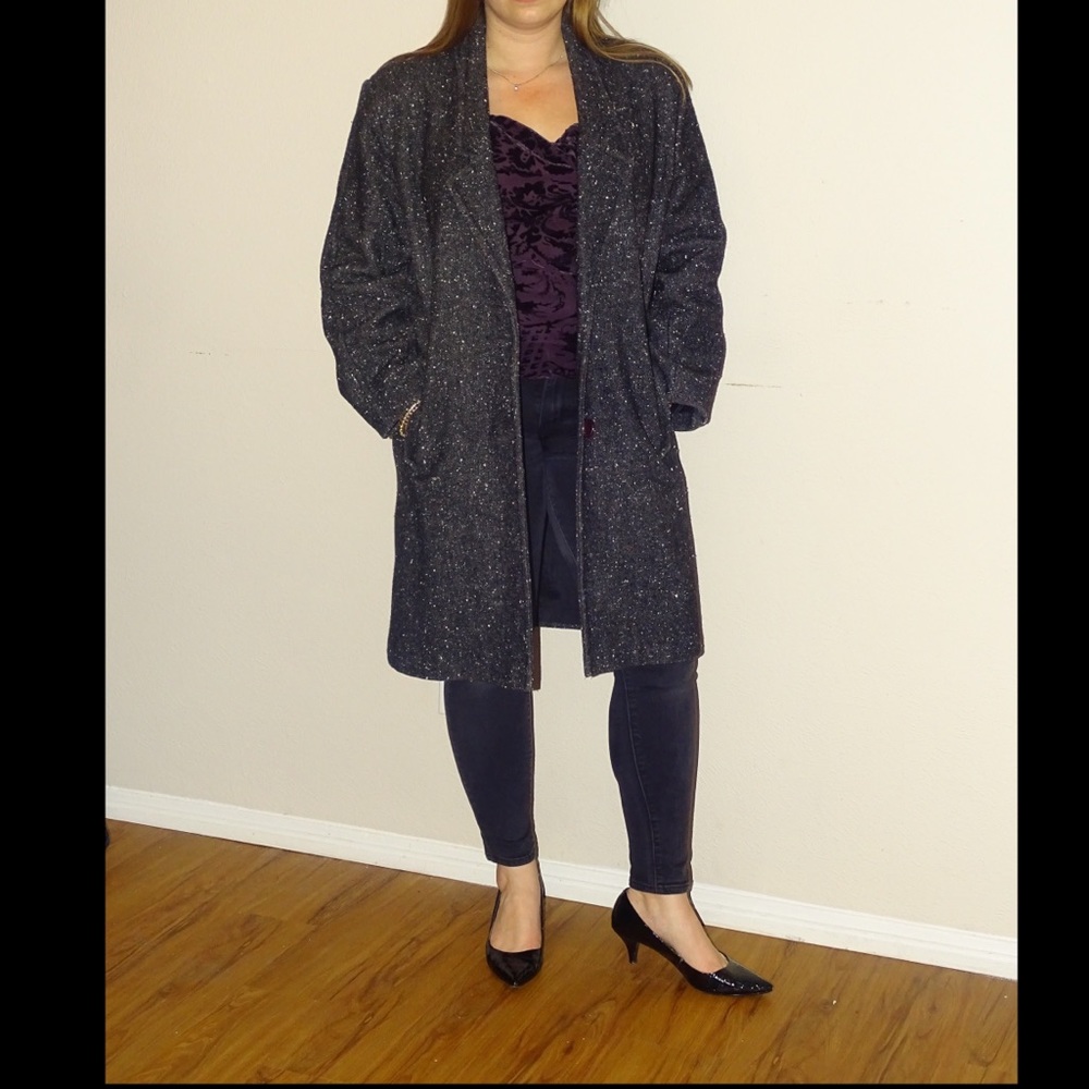 Thick black long over coat